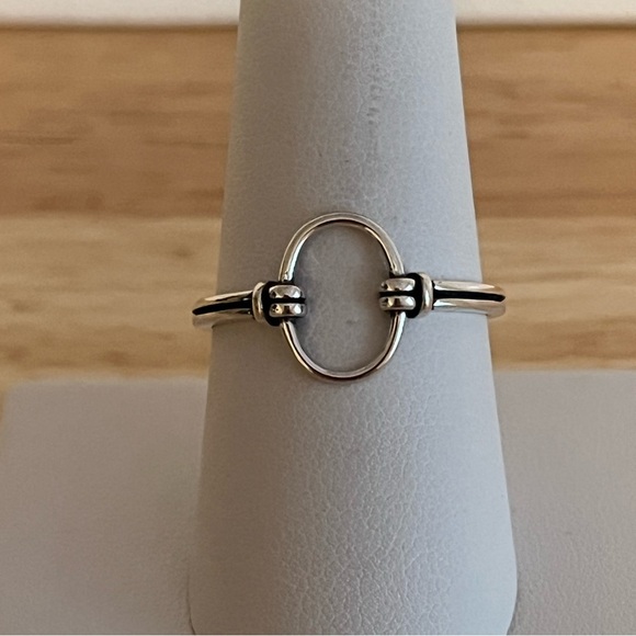 Artisan Jewelry - DAINTY ABSTRACT CIRCLE RING 925 STERLING SILVER VARIOUS SIZES